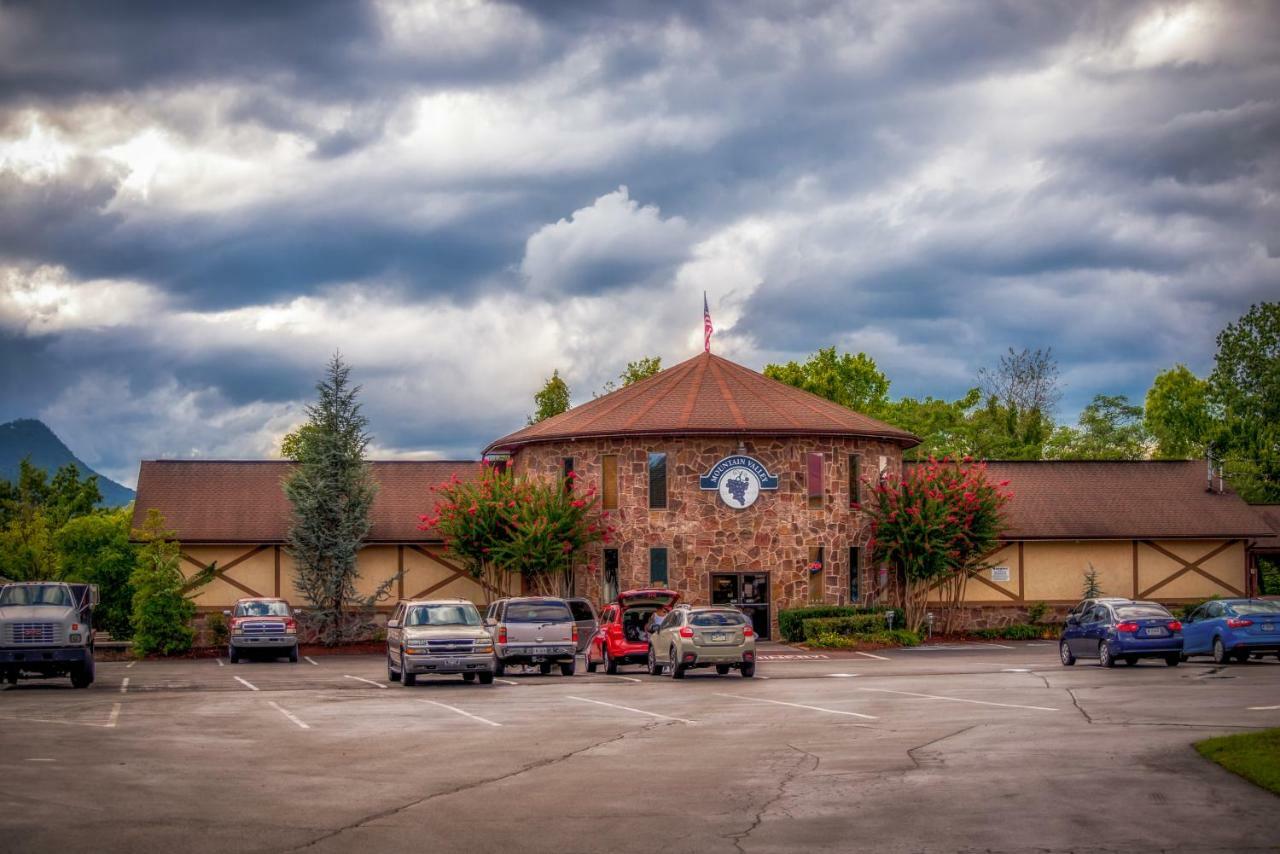 Hotel Bear Hugs Pigeon Forge Esterno foto